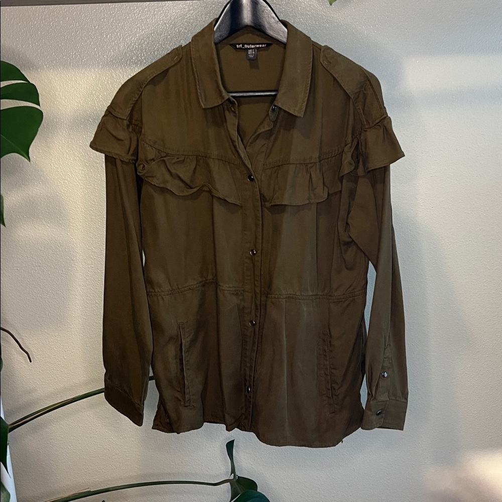 Zara TRF (Trafaluc) Outerwear | Olive Green Ruffled Button-Up | Sz Large